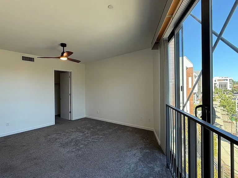 488 Garden St — Photo 19