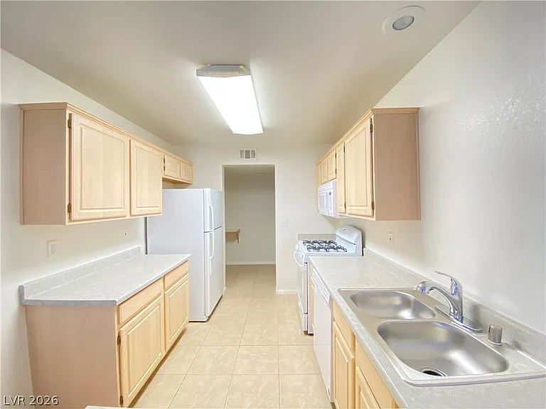 10171 Rocky Tree St — Photo 11