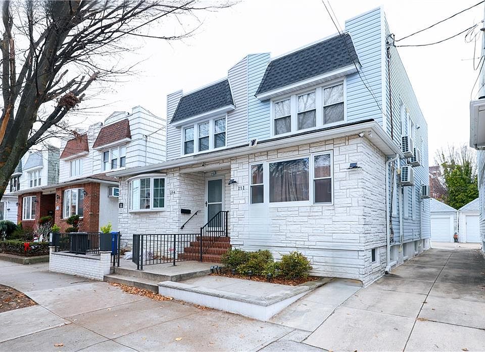 2nd image of 292 Bay 10 St