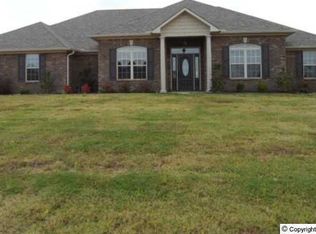 13163 Summerfield Dr, Athens, AL 35613