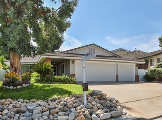 30610 Cinnamon Teal Dr, Canyon Lake, CA 92587