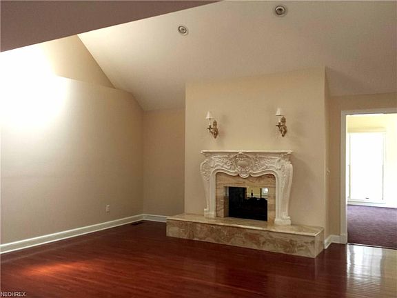 5th image of 35755 Quartermane Cir