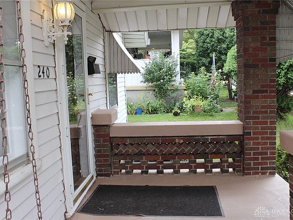 3rd image of 240 Indiana Ave