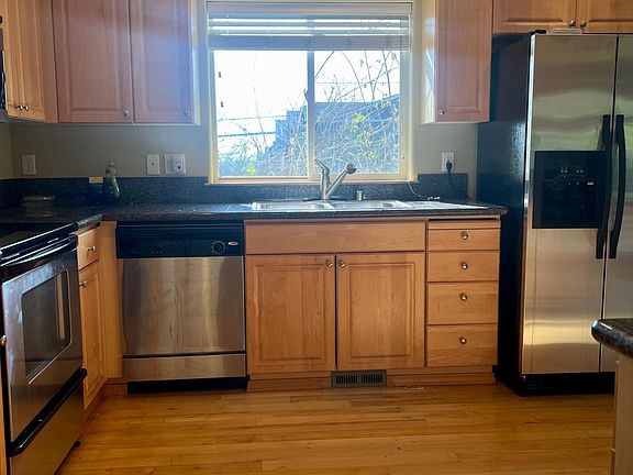 2nd image of 6301 36th St NE
