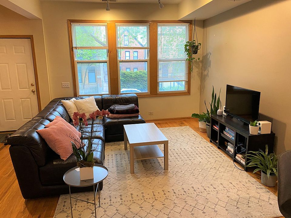 1st image of 1852 N Washtenaw Ave APT 2