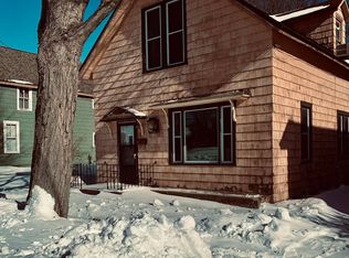 13 Duffy St, Manistee, MI 49660