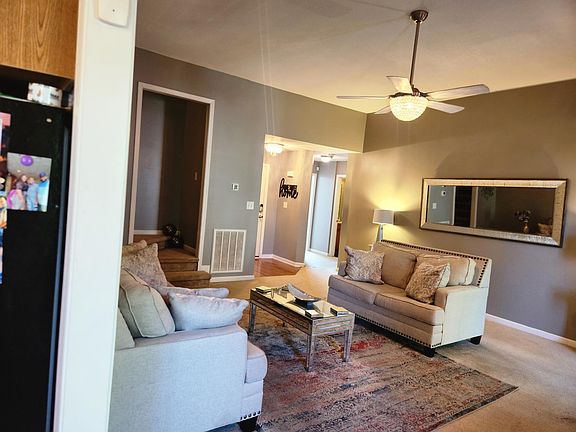 5th image of 3741 Naples Ct N