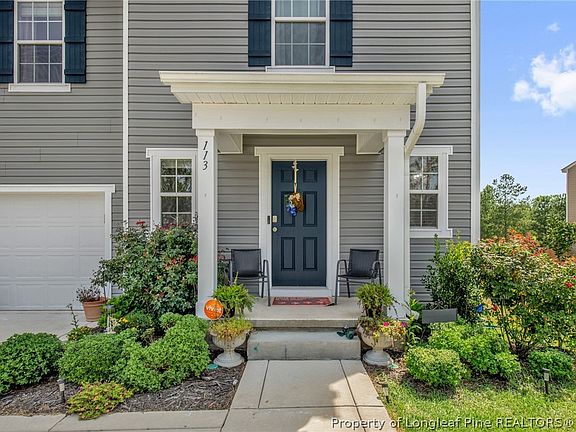 4th image of 113 Hedge Hunter Ct