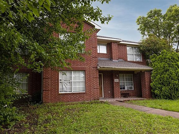 2nd image of 1824 Cedar Vista Dr