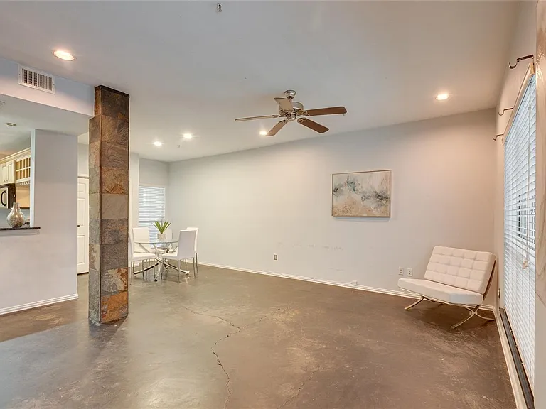 4104 N Hall St #102 — Photo 5