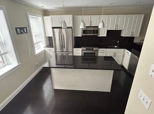 111 N Washington St, Boston, MA 02114