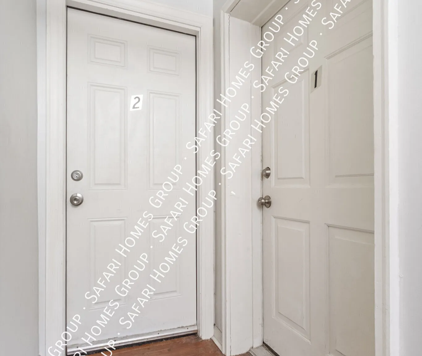 Spacious 3-Bedroom Apartment with Finished Basement & In-Unit Laundry — Photo 3