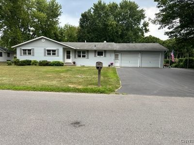 7640 Sandy Ln, North Syracuse, NY, 13212