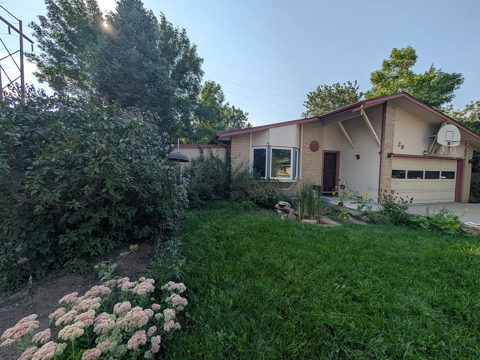 3 bed, 2600 sqft, $7,750 — Photo 1