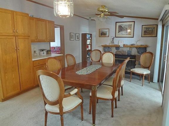 5th image of 7595 Woodhaven Cir