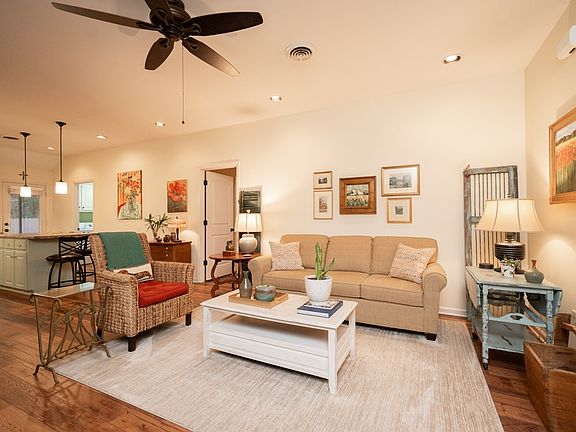 2nd image of 232 Logan Lee Loop