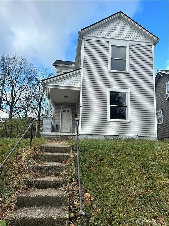 17 Marie Ave photo 1