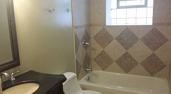 3rd image of 4847 S Vincennes Ave #G7