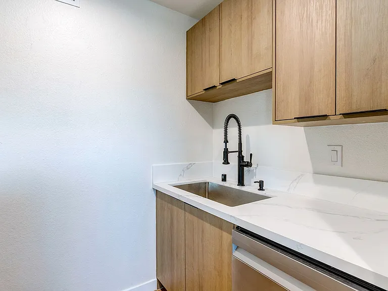 416 East Sunset Road — Photo 11