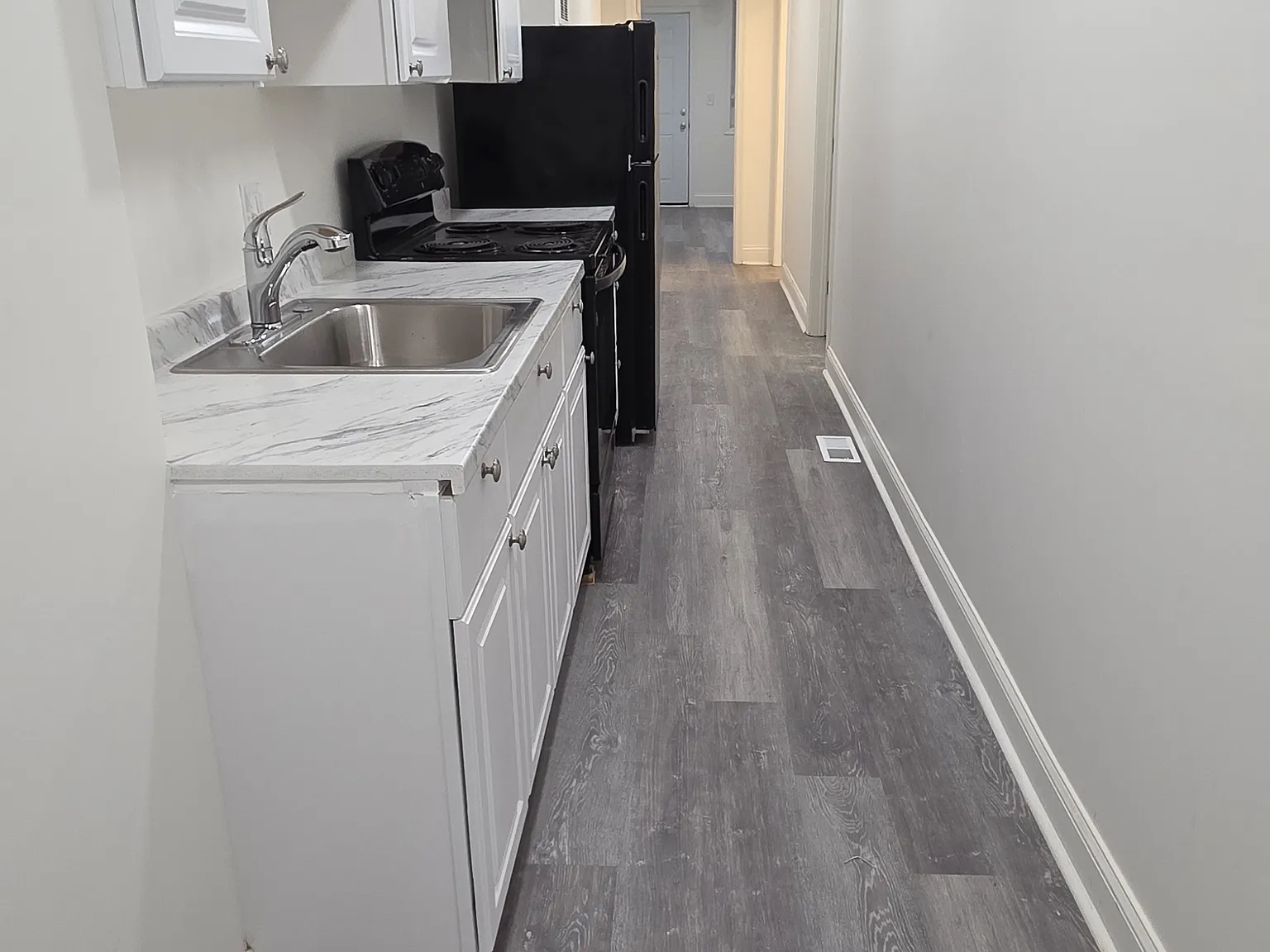 1517 N Fulton Ave — Photo 3