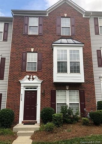 1st image of 9729 Blossom Hill Dr