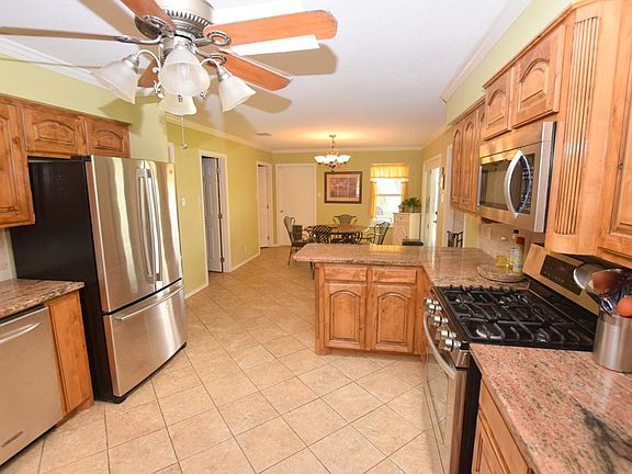 5th image of 4106 Crestridge Dr