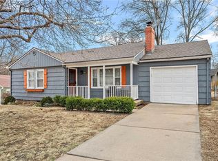 4907 W 70th Ter, Prairie Village, KS 66208