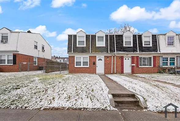 2015 Dineen Dr