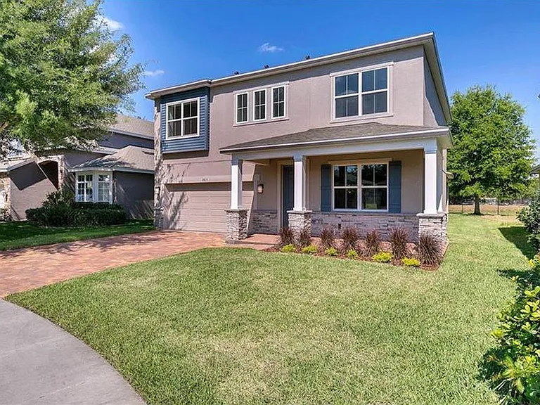 2813 Roseglen Way — Photo 17