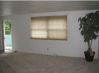 13 Chapel Dr, Pittsburgh, PA 15237