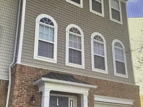 7235 Galon Glen Rd, Raleigh, NC 27613