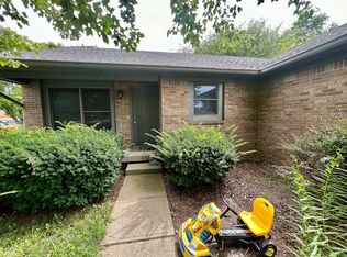 709 W Smith Valley Rd, Greenwood, IN 46142