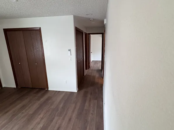 415 S 3rd St #A, Selah, WA 98942