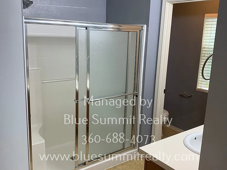 4349 McKinley St NE — Photo 12