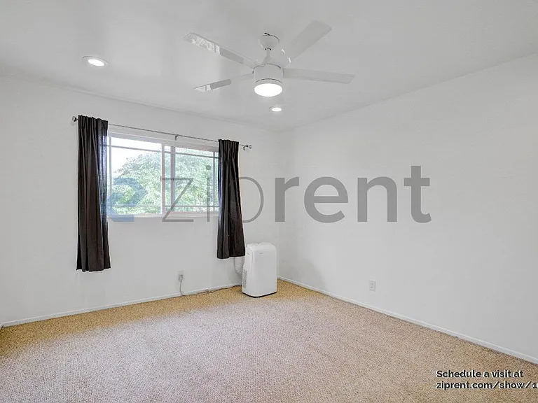 1142 N Alma Ave — Photo 15