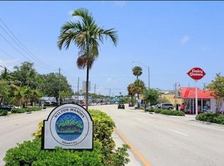 1909 NE 26th Dr, Wilton Manors, FL 33306