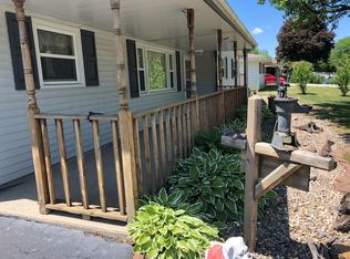 429 W Auburn Ln, Crete, IL 60417