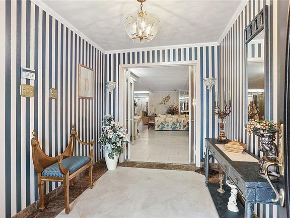 4th image of 2801 Metairie Heights Ave