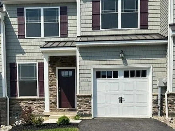 4454 Benjamin Ct #14-122, Upper Milford Township, PA 18049