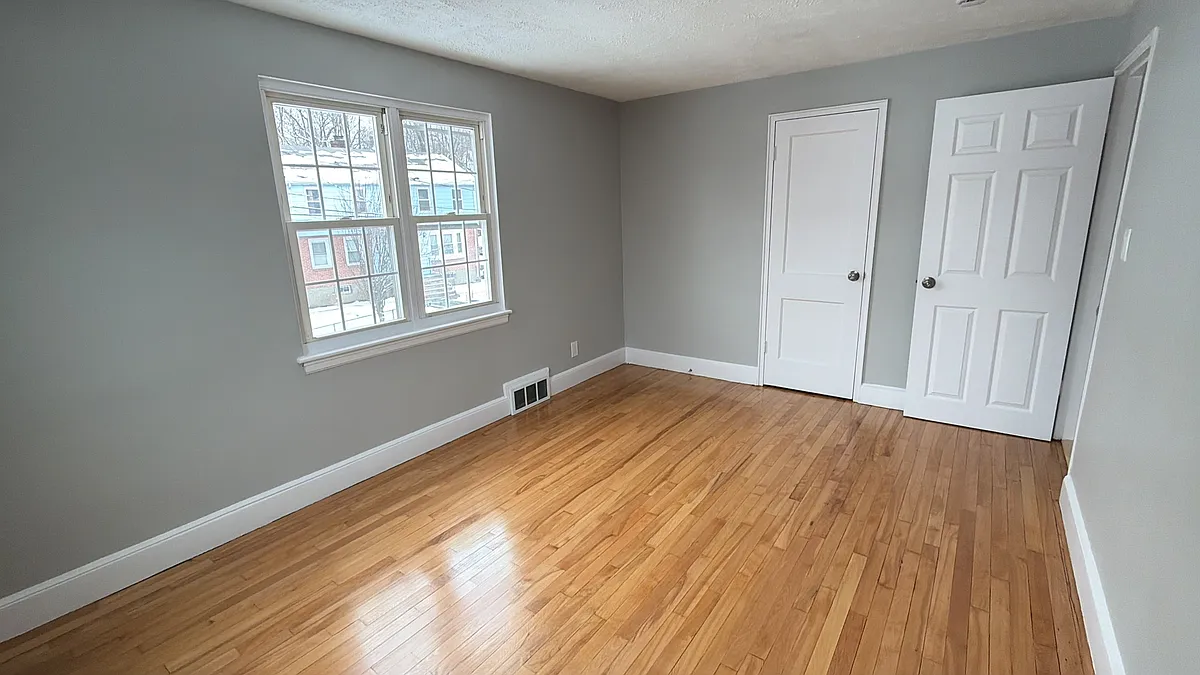 Building Photo - 3 Mamelon Cir #2