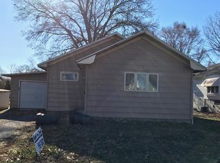 1416 E Elm St, West Frankfort, IL 62896