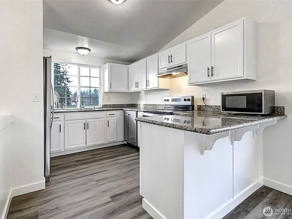 5th image of 8823 18th Avenue E
