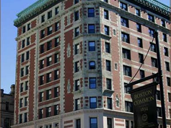 62 Boylston St APT 907