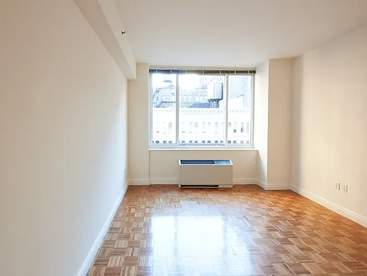 Rented by Mirador Real Estate | media 21