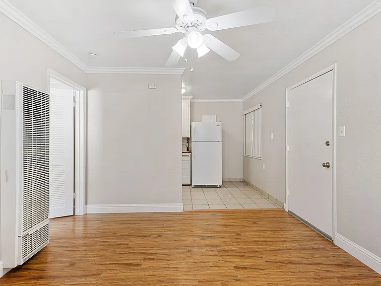 325 E William St #6 — Photo 10