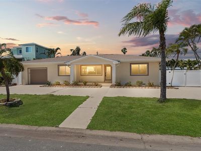 601 Boca Ciega Isle Dr, Saint Pete Beach, FL, 33706