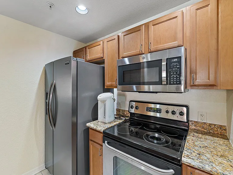 1803 N Flagler Dr #303 — Photo 7