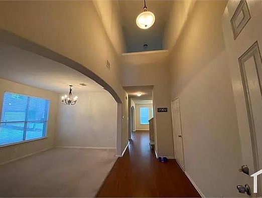 2nd image of 3904 Neveda Ct