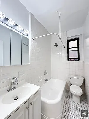 Rented by Highline Residential | media 8