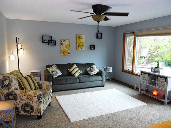 3rd image of 11805 W Lost Creek Ct